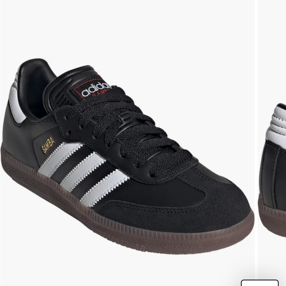 Adidas Black and White Classic Sneakers 4.5 - Picture 1 of 5